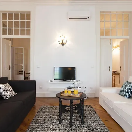Downtown Vintage Deluxe | Rentexperience. Lisboa