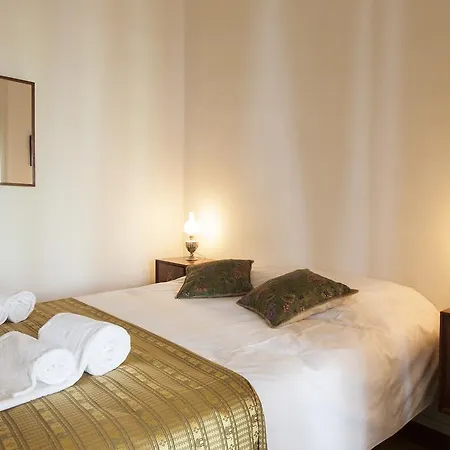 Downtown Vintage Deluxe | Rentexperience. Apartamento Lisboa