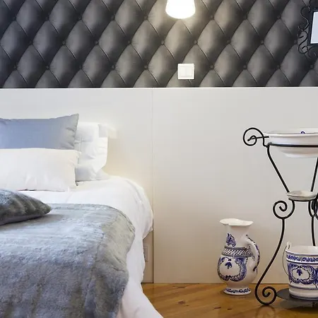 Downtown Vintage Deluxe | Rentexperience. * Lisboa