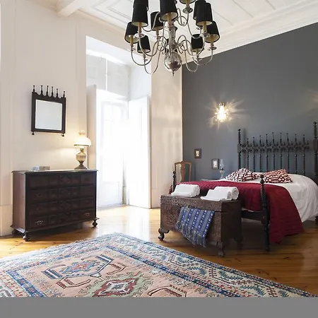 Downtown Vintage Deluxe | Rentexperience. Apartamento *