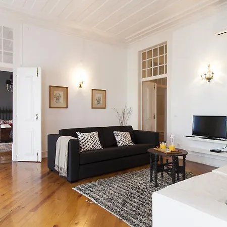 Downtown Vintage Deluxe | Rentexperience. Apartamento