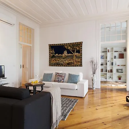 Downtown Vintage Deluxe | Rentexperience. Lisboa